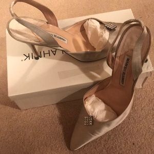 Manolo Blahnik Silver satin shoes size 40/10